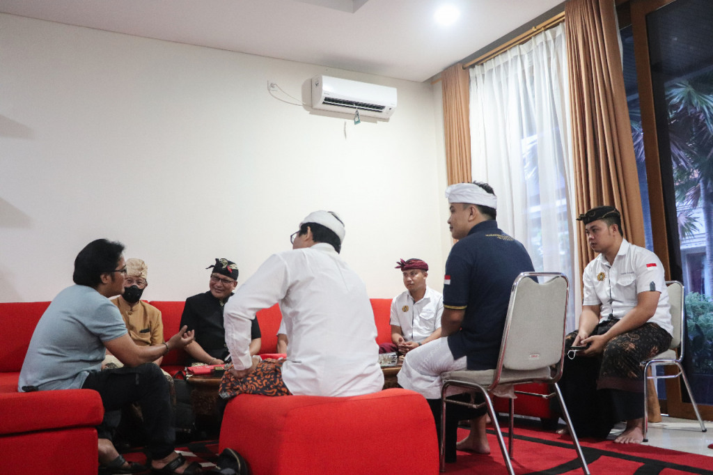 Terima Audiensi Panitia HUT ke-70 MGPSSR